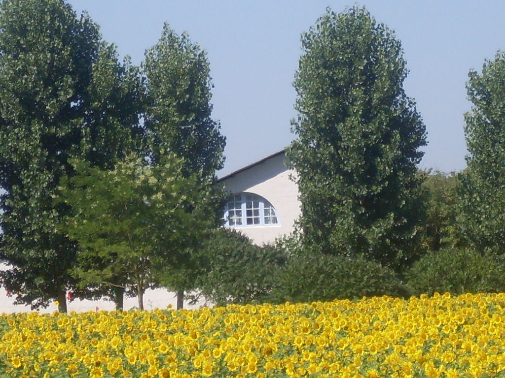 GITE DE GROUPE  LES HANGARS DE PIOL